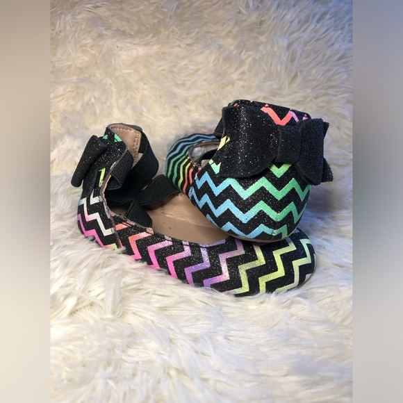 Monkey Feet Multicolor Chevron Kids Slippers with Bow NWOT 18-24M - Picture 16 of 16